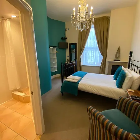 Bed & Breakfast Crescent Garden House