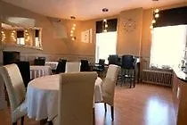 לינה וארוחת בוקר Crescent Garden House 5*